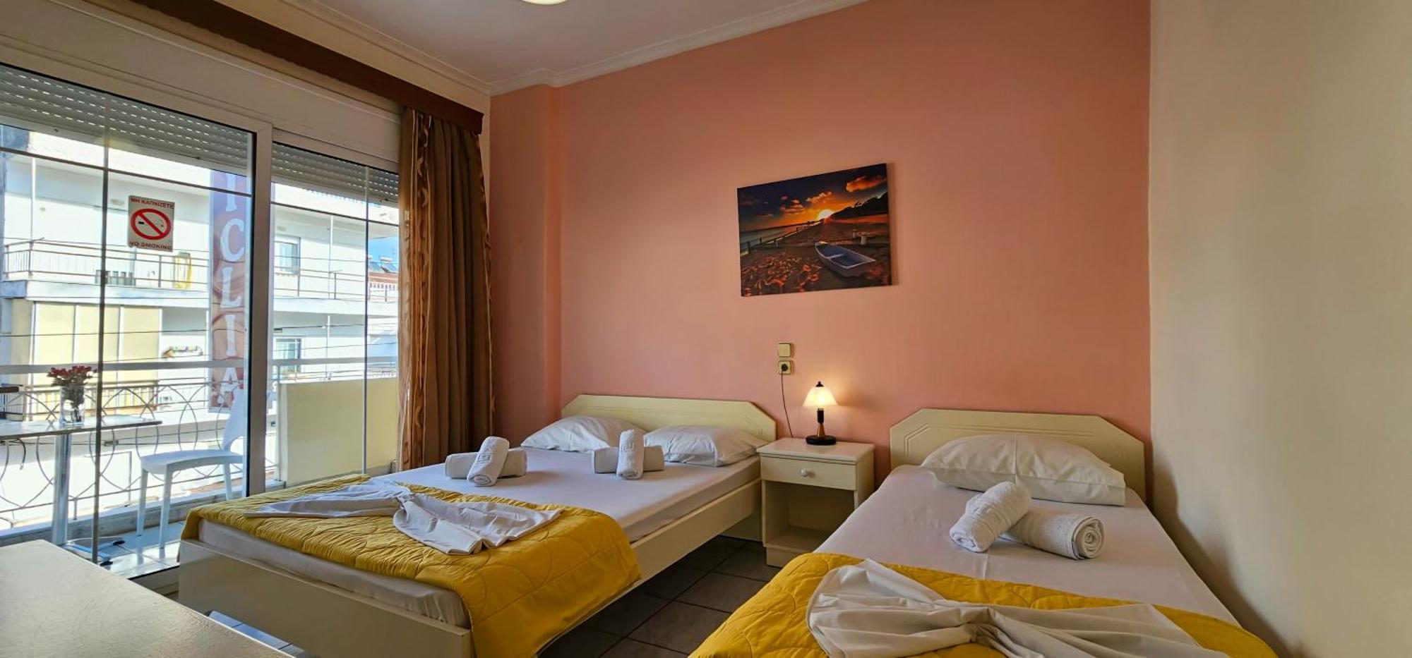Chariclia Hotel Paralía Buitenkant foto